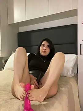 Snapshot of saori_10 chatting on February 2, 6:15 am saori 10 online show from February 2, 6:15 am