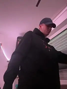 Toyjungee online show from February 22, 7:56 am