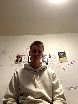 Toyjungee online show from December 14, 8:24 pm