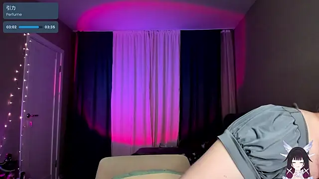 p1nkypaws online show from July 8, 9:08 pm