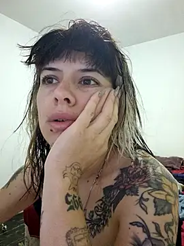 Snapshot of Carlafoxxx chatting on January 23, 5:42 pm Carlafoxxx online show from January 23, 5:42 pm