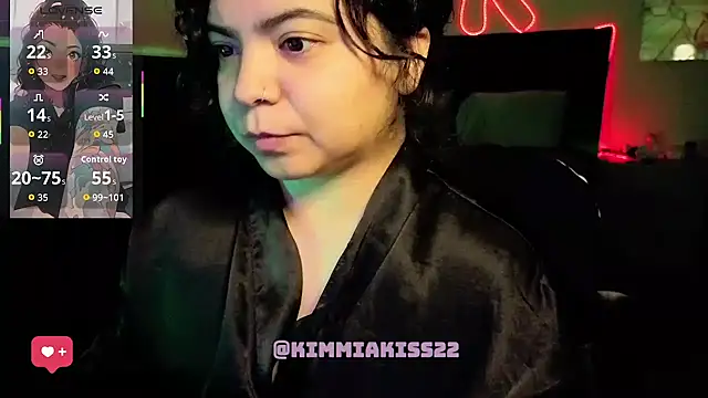 Snapshot of kimmiakiss22 chatting on July 12, 7:54 am kimmiakiss22 online show from July 12, 7:54 am