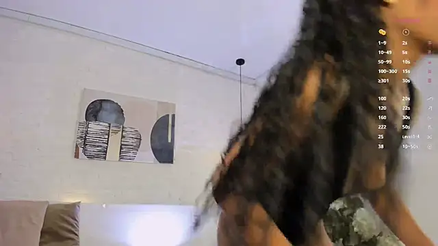 Snapshot of amatiista_12 chatting on February 25, 8:09 pm amatiista 12 online show from February 25, 8:09 pm