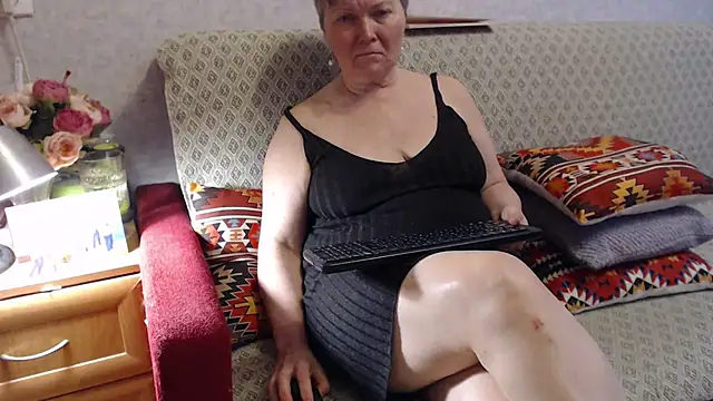 Snapshot of zarinafonliberman chatting on April 25, 4:15 pm zarinafonliberman online show from April 25, 4:15 pm