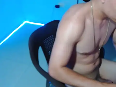 Snapshot of SHAT_SEX chatting on April 28, 2:27 am SHAT SEX online show from April 28, 2:27 am