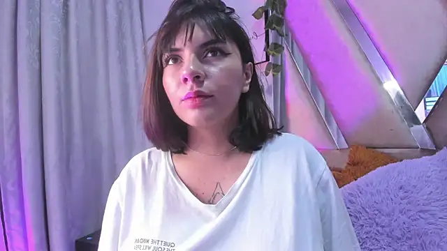 Snapshot of xhinata_hyugax chatting on January 4, 10:55 pm xhinata hyugax online show from January 4, 10:55 pm