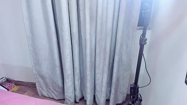 Snapshot of xhinata_hyugax chatting on October 3, 11:46 pm xhinata hyugax online show from October 3, 11:46 pm