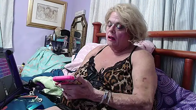 BigClitMelody online show from January 6, 3:42 am