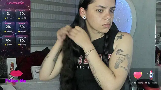Snapshot of natasha_logan_ chatting on July 27, 4:08 am natasha logan online show from July 27, 4:08 am