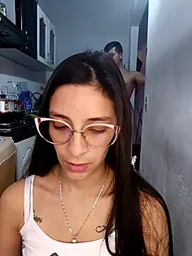 Snapshot of catire2323 chatting on January 18, 9:07 pm catire2323 online show from January 18, 9:07 pm