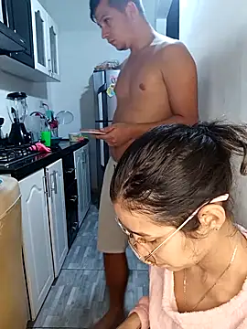 Snapshot of catire2323 chatting on February 28, 1:06 am catire2323 online show from February 28, 1:06 am