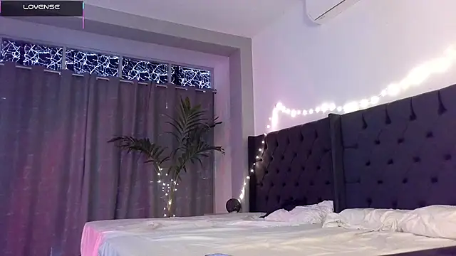 mini kunis online show from February 13, 4:14 pm