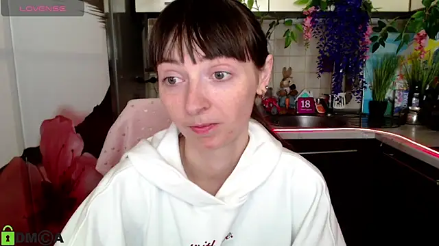 TayanaJons online show from March 17, 8:17 am