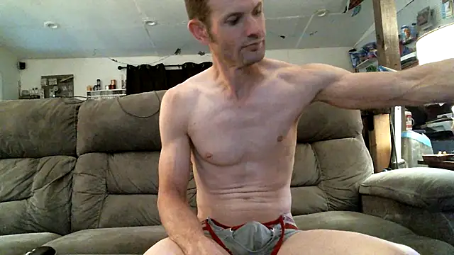 Snapshot of Scoggs6@xh chatting on March 1, 6:37 am Scoggs6xh online show from March 1, 6:37 am