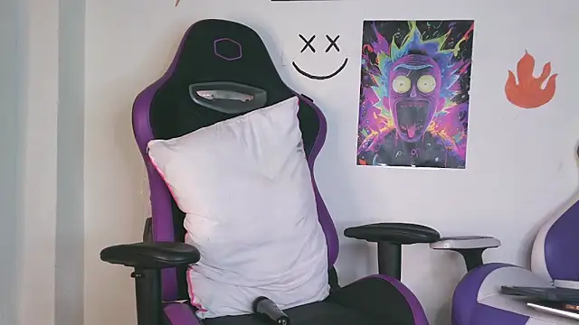 IM MAYA online show from March 9, 1:37 pm