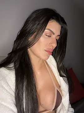 Snapshot of ise_mahh chatting on June 2, 2:46 am ise mahh online show from June 2, 2:46 am