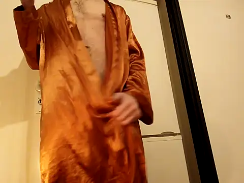 Snapshot of Mrbighardcock chatting on January 8, 5:48 pm Mrbighardcock online show from January 8, 5:48 pm