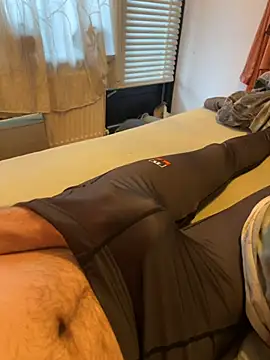 Snapshot of Mrbighardcock chatting on February 11, 2:33 pm Mrbighardcock online show from February 11, 2:33 pm