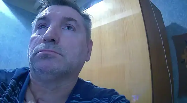 GYurmoka70 online show from January 9, 8:44 pm