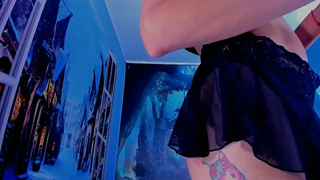 Snapshot of alessa_brown74 chatting on May 12, 9:45 pm alessa brown74 online show from May 12, 9:45 pm