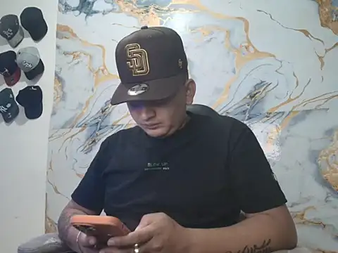 Snapshot of myke_andrade chatting on June 10, 6:34 am myke andrade online show from June 10, 6:34 am