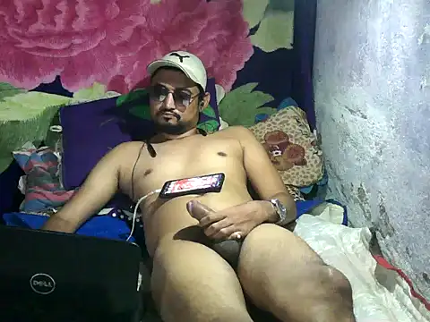 Snapshot of Rocobodymassager chatting on February 5, 5:45 am Rocobodymassager online show from February 5, 5:45 am