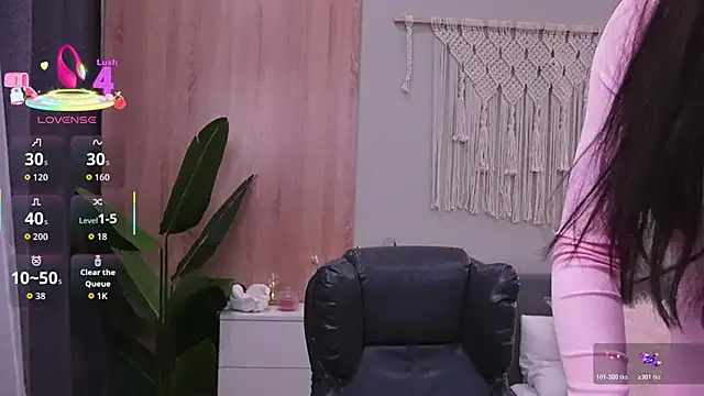 Molly Jons online show from December 5, 1:03 am