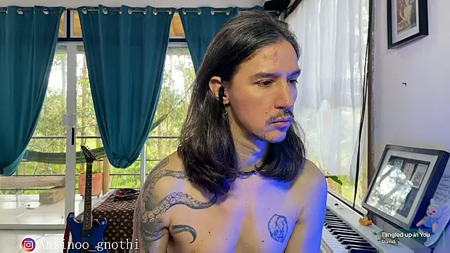 Snapshot of Antinoo_Gnothi chatting on December 18, 3:22 pm Antinoo Gnothi online show from December 18, 3:22 pm