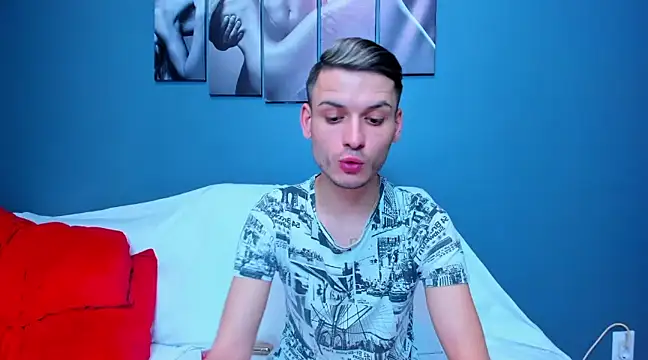 andboyfor6 online show from January 29, 3:44 am