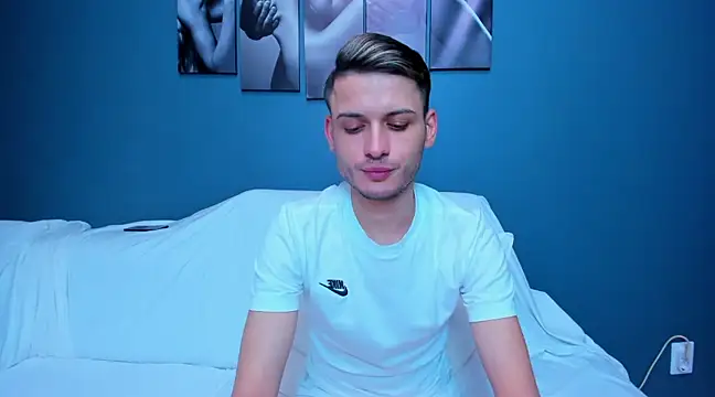 andboyfor6 online show from February 18, 2:05 am