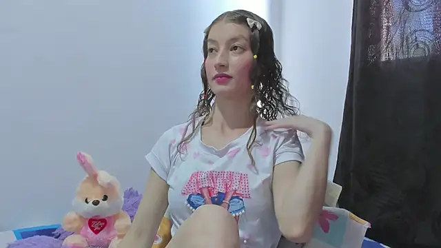 Snapshot of MiiaVolkova chatting on September 9, 8:41 pm MiiaVolkova online show from September 9, 8:41 pm