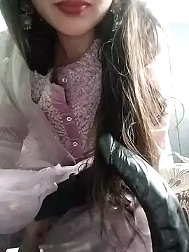 Snapshot of Noor_Darliing chatting on January 21, 6:02 pm Noor Darliing online show from January 21, 6:02 pm