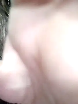 Snapshot of Noor_Darliing chatting on February 16, 6:43 pm Noor Darliing online show from February 16, 6:43 pm