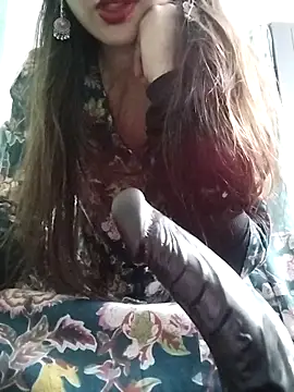 Snapshot of Noor_Darliing chatting on February 22, 3:14 pm Noor Darliing online show from February 22, 3:14 pm