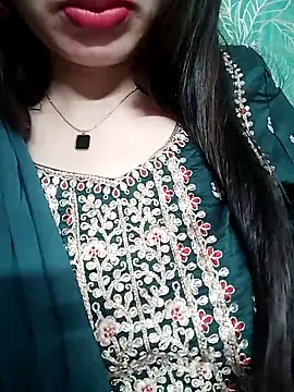 Snapshot of Noor_Darliing chatting on April 19, 6:10 pm Noor Darliing online show from April 19, 6:10 pm