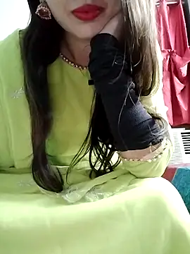 Snapshot of Noor_Darliing chatting on April 29, 3:27 pm Noor Darliing online show from April 29, 3:27 pm