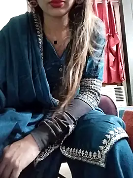 Snapshot of Noor_Darliing chatting on April 30, 3:29 pm Noor Darliing online show from April 30, 3:29 pm