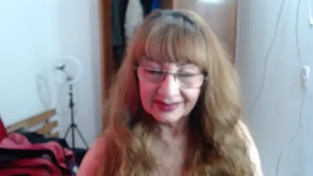 Snapshot of KarimaSarabe chatting on May 19, 4:46 pm KarimaSarabe online show from May 19, 4:46 pm