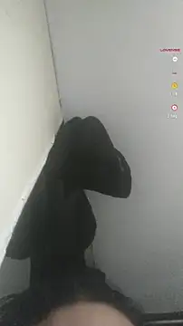 Victor-and-shelly online show from December 9, 11:13 pm