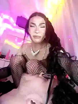 Victor-and-shelly online show from December 22, 1:45 am