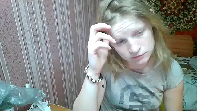 Kathlyn  Heath online show from February 3, 9:53 pm