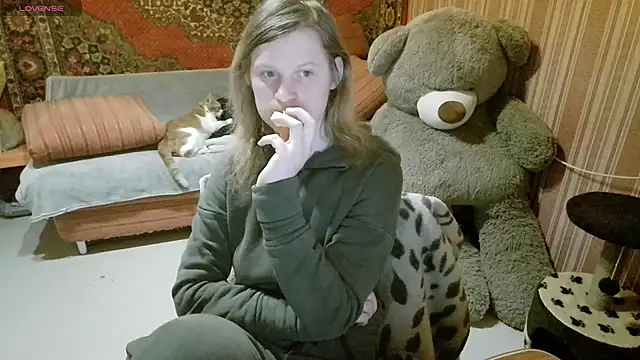 Kathlyn  Heath online show from March 20, 8:25 pm