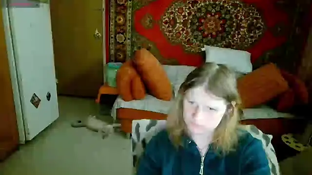 Kathlyn  Heath online show from March 28, 7:57 pm