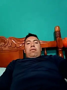 Snapshot of Diego_leon27 chatting on December 28, 7:01 pm Diego leon27 online show from December 28, 7:01 pm