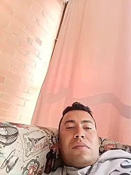 Snapshot of Diego_leon27 chatting on January 8, 6:31 pm Diego leon27 online show from January 8, 6:31 pm