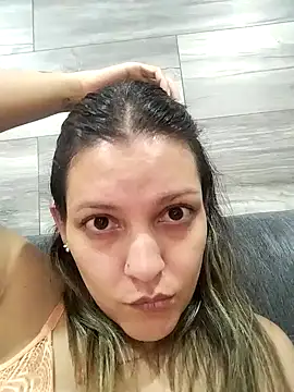 Snapshot of Mia_Hampton chatting on January 17, 1:36 am Mia Hampton online show from January 17, 1:36 am