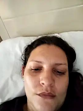 Snapshot of Mia_Hampton chatting on September 24, 3:59 pm Mia Hampton online show from September 24, 3:59 pm