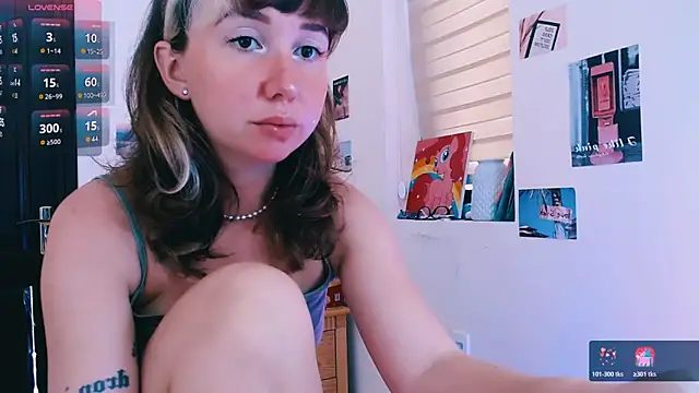 Cosmo Riri online show from March 25, 9:04 am