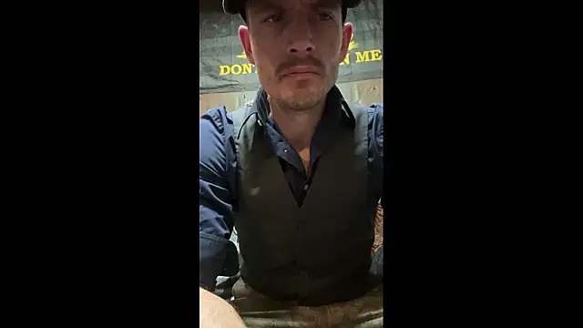 Snapshot of KBONE36 chatting on February 26, 8:30 pm KBONE36 online show from February 26, 8:30 pm