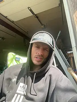 Snapshot of KBONE36 chatting on June 24, 2:27 pm KBONE36 online show from June 24, 2:27 pm
